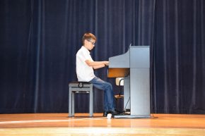 Popis sekcji instrumentów klawiszowych w Sokołowie Małopolskim_34