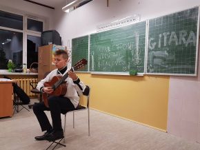 24209127_2015281925154268_445009249_o